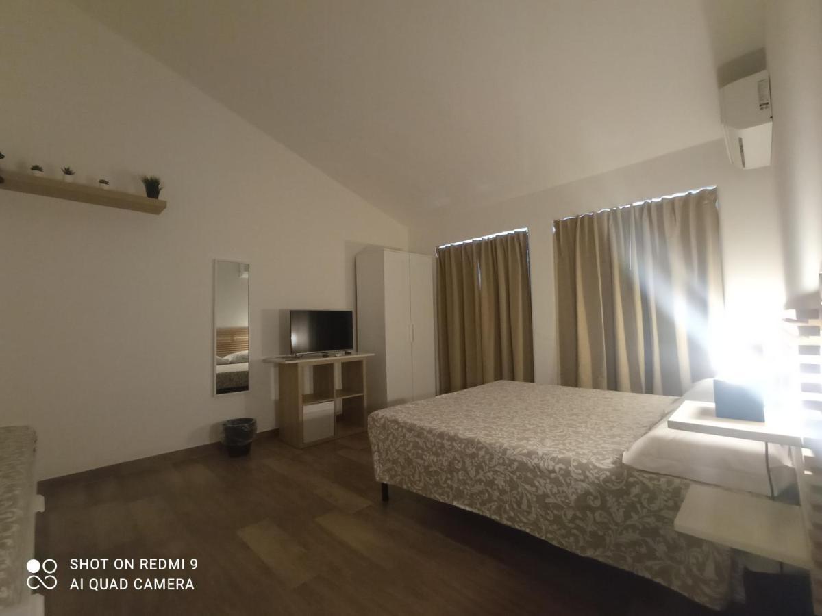 カターニアFontanarossa Airport Sleep And Travelアパートメント エクステリア 写真